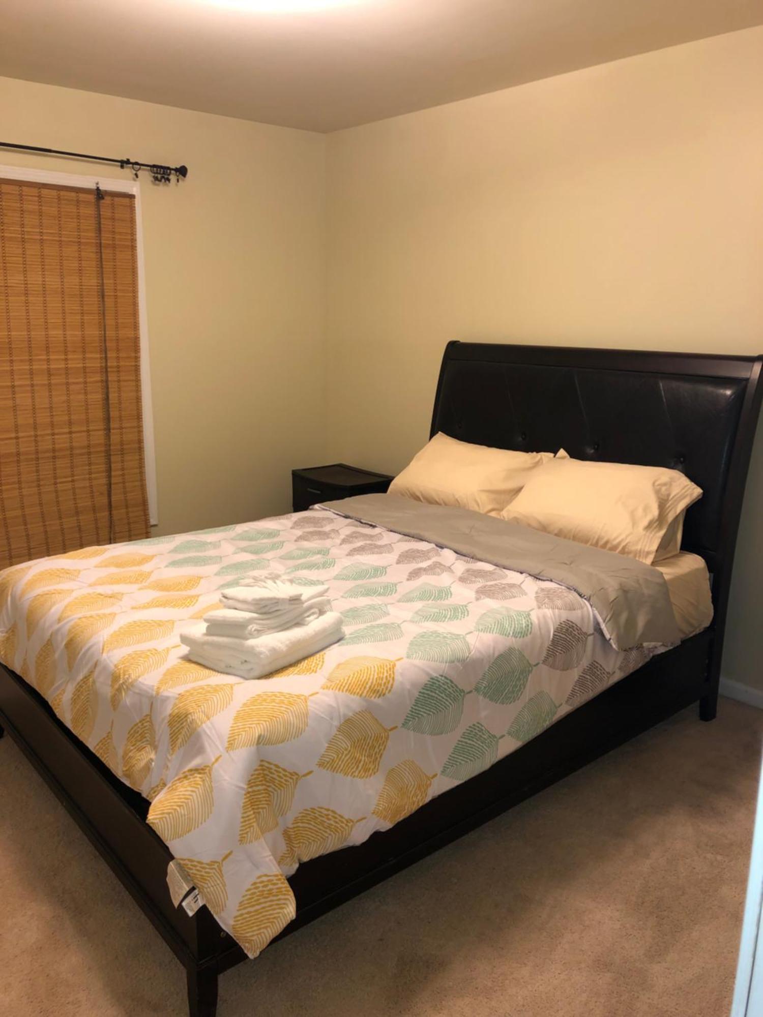 Entire Townhome Available Near Nice Park Library And Shopping Winston-Salem Luaran gambar