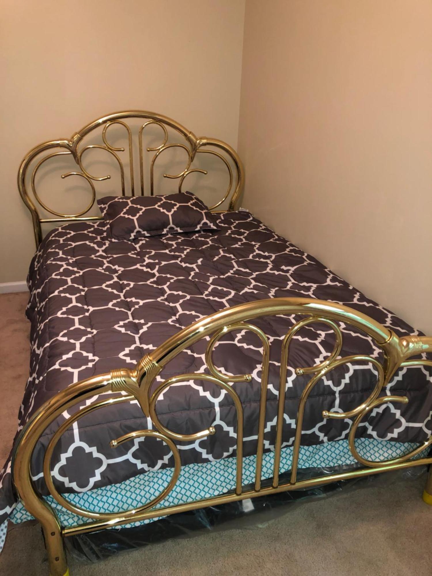 Entire Townhome Available Near Nice Park Library And Shopping Winston-Salem Luaran gambar